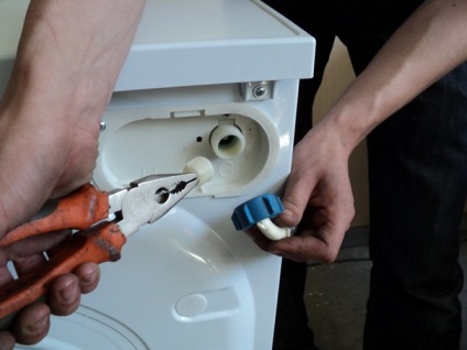 Cum să spălați mașina de spălat în interiorul furtunului de evacuare, tamburul din murdărie