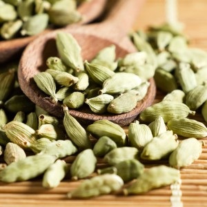 Cardamom proprietăți utile de condimente, alimente și sănătate