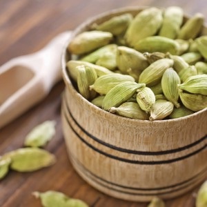 Cardamom proprietăți utile de condimente, alimente și sănătate