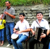 Muzicieni caucazieni la un eveniment de la Moscova