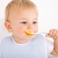 Meniu, hrănirea unui copil în 2 luni