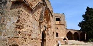 Kolostor Ayia Napa (Ciprus) leírása, fotók, irányokat, történelmi adatok