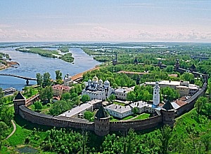 Novgorod Kremlin (detinets) adresa, timpul de lucru, cum să ajungeți acolo, istorie, descriere