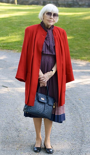 Îmbrăcăminte pentru femei în vârstă (foto) elegante pentru femei după 60 de ani