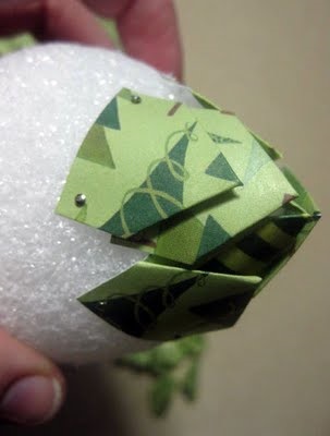 Origami de Anul Nou clasa de master de conuri pe un copac de hârtie
