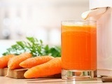 Caracteristicile nutriției cu o dietă pentru sucul de morcovi, sucul proaspăt stors pentru pierderea în greutate, sfaturi de modă -