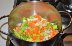 Supă de legume cu pradă - fotorecepție pas cu pas