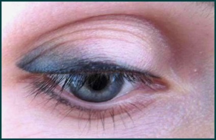 Perfect make-up (tatuaj)