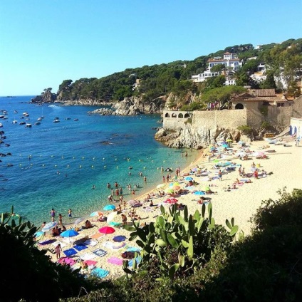 Plajele din Calella de Palafrugell