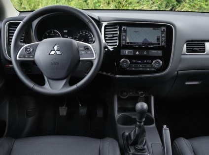 Achiziționarea unui an model Mitsubishi Outlander 2013