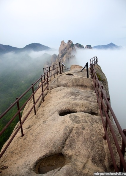 Călătorie spre Parcul Național Seoraxan din Coreea de Sud și Templul Naxan