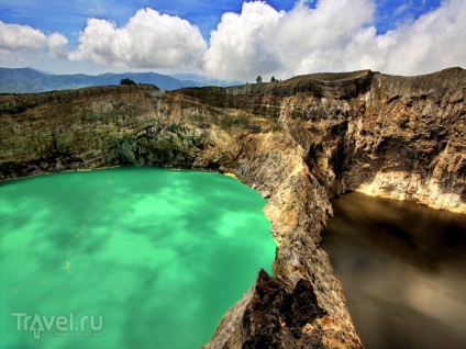 Lacuri multicolore kelimutu anomalie geologică în Indonezia