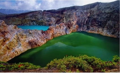 Lacuri multicolore de vulcan kelimutu, Indonezia (24 fotografii)