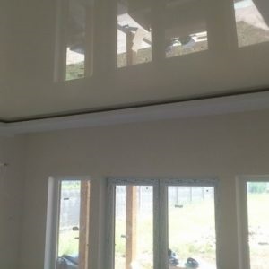 Repararea plafonului extensibil după gol
