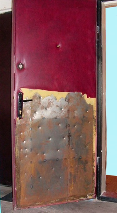 Repararea ușilor și mânerelor de intrare, încuietori într-un apartament sau o casă cu propriile mâini
