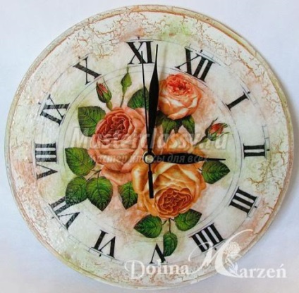 Romantikus óra Decoupage őszi rózsa