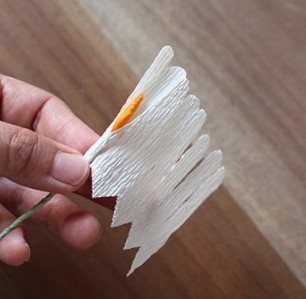 Mușețel din hârtie, din hârtie cu mâinile proprii
