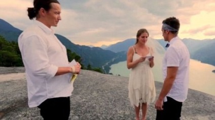 Nunta la înălțime (11 fotografii video)