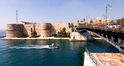 Taranto - italiană în rusă