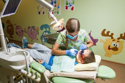 Tehnologii-Stomatologie-medicul dentist nu poate vindeca dinții de lapte