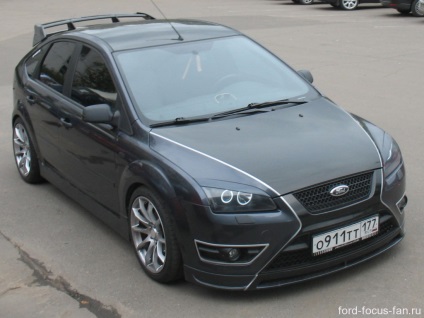 Tunerul farurilor cu mâna pe Ford Focus 2