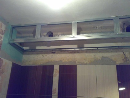 Ventilarea în baie și toaletă în casa privată cu mâinile lor, facem o glugă simplă