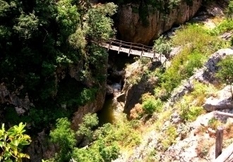 Cascade de câini calzi, Emen și Krushun, Bulgaria