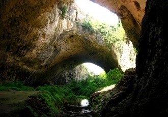 Cascade de câini calzi, Emen și Krushun, Bulgaria