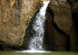 Cascade de câini calzi, Emen și Krushun, Bulgaria