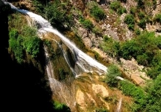 Cascade de câini calzi, Emen și Krushun, Bulgaria