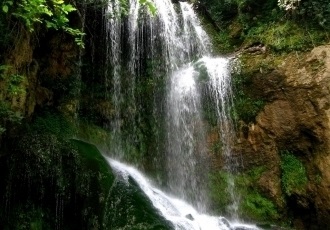 Cascade de câini calzi, Emen și Krushun, Bulgaria