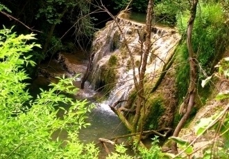 Cascade de câini calzi, Emen și Krushun, Bulgaria