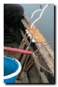 Mindent a halászat: Horgászat egy csónak a donk