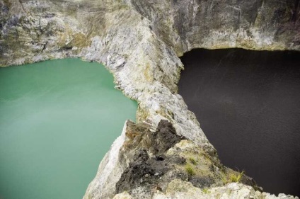 Volcano kelimutu