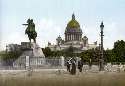 Ghicitorii din Catedrala Sf. Isaac, Centrul Sankt Petersburg