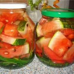 Betakarítás görögdinnye télen görögdinnye a kovász, dzsemek, lekvárok, konzerv görögdinnye