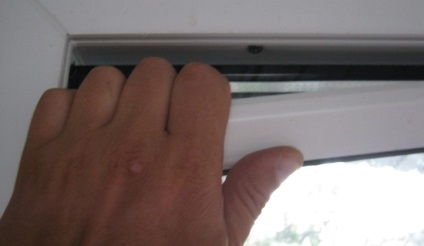 Înlocuirea geamurilor cu geam termopan în ferestre din plastic