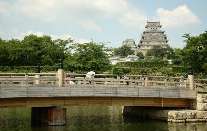 Castelul albastru alb (himeji) din Japonia istorie, fotografie, descriere, hartă