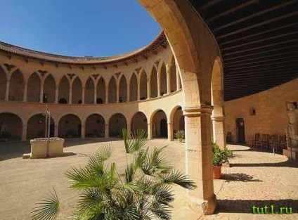 Castelul belver din palma de Mallorca