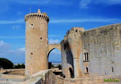 Castelul belver din palma de Mallorca