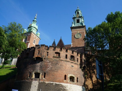 Castel Wawel, Cracovia, Polonia descriere, foto, localizare pe harta, modalitati de a ajunge la hotel