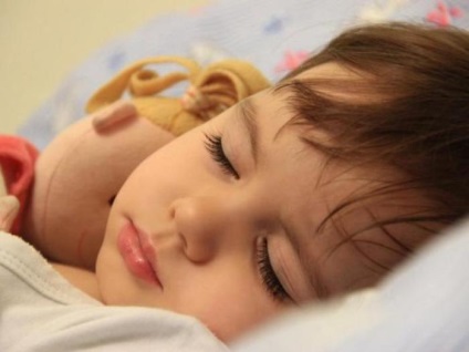 10 moduri de a pune copilul la culcare