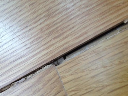 Mai degrabă pentru a sigila fisuri într-o podea din lemn apariția de defecte, de pregătire, căi, instrucțiuni de reparare