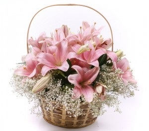 Flori în vază - cum să prelungească viața buchetelor de nuntă