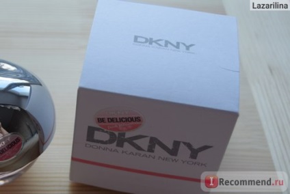 DKNY lesz finom friss virág - «nőies ellenálló, visszacsatolási, elegáns, gyengéd