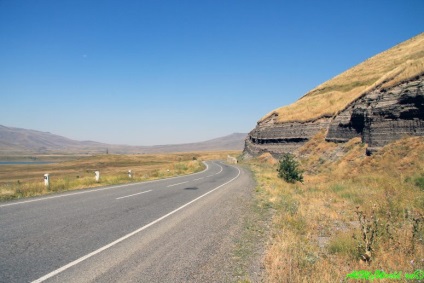 Drumul Yerevan-Tatev, spre Armenia cu mașina