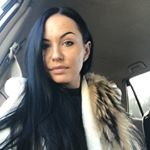 Instagram esküvői iroda híresség celebrity_ag online fotót néző