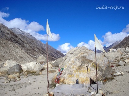 Sursa ganga - gheață pe gheață în Himalaya, India