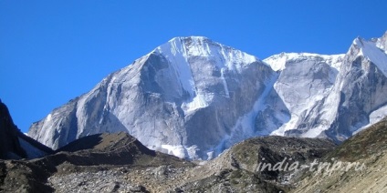 Sursa ganga - gheață pe gheață în Himalaya, India