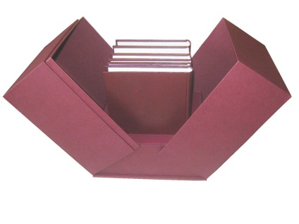 Efectuați cutii de cadouri cu magneți și acoperiți partea inferioară a plăcii de legare